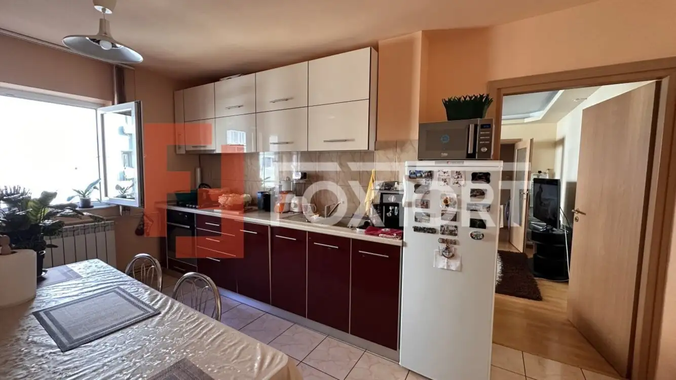 Apartament cu 2 camere la etajul 3 in Timisoara, zona Aem