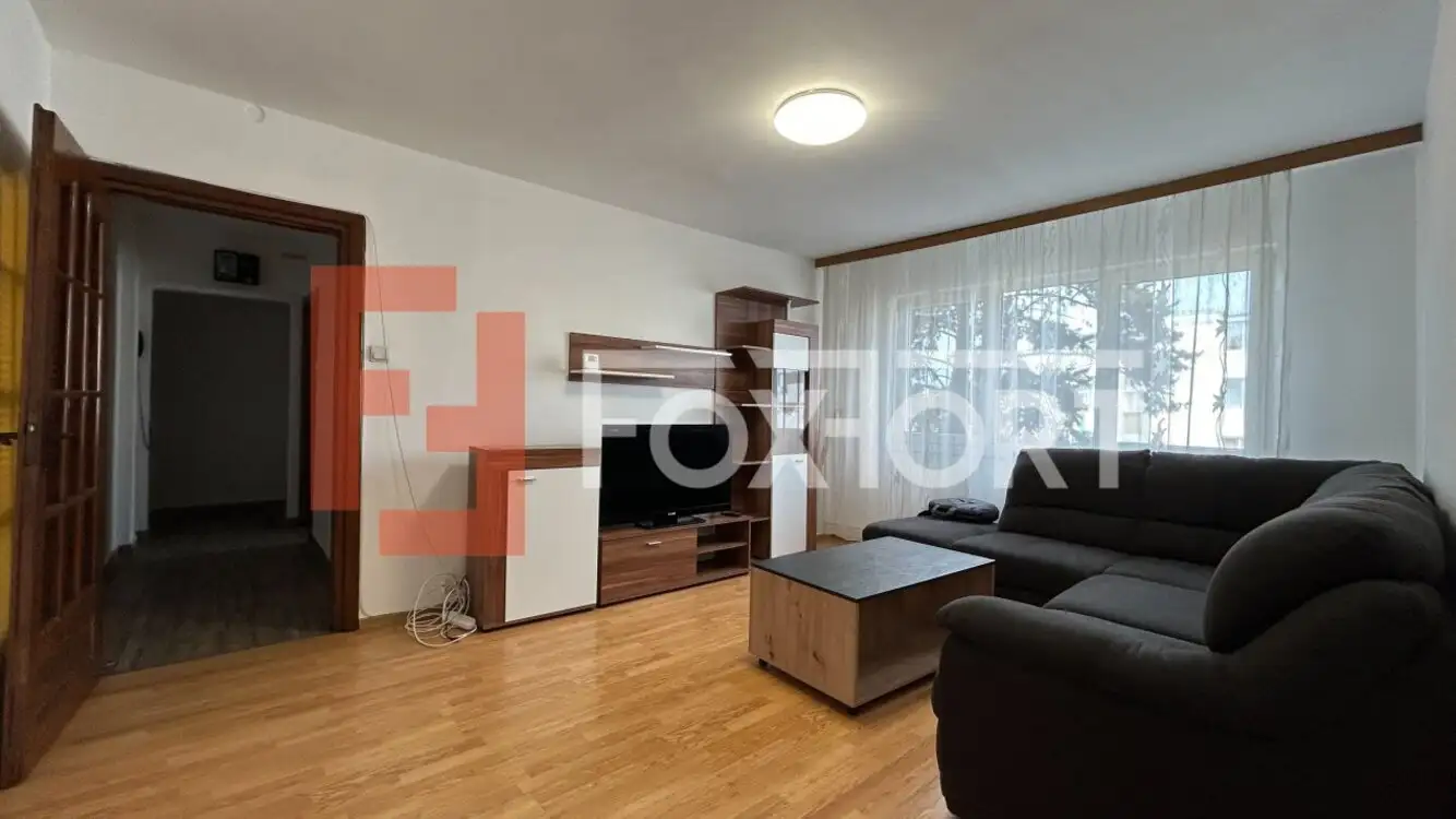 Apartament de inchiriat cu 3 camere si 2 balcoane, zona Sagului