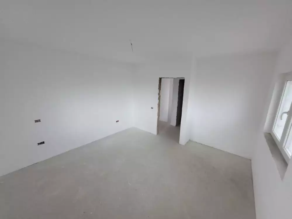 Duplex cu 4 camere spatios Dumbravita, separat prin garaj - ID V5212