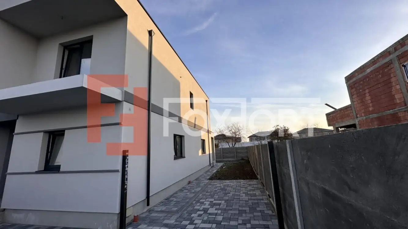 Duplex 4 camere, 116 mp, in Mosnita Veche, zona Serena