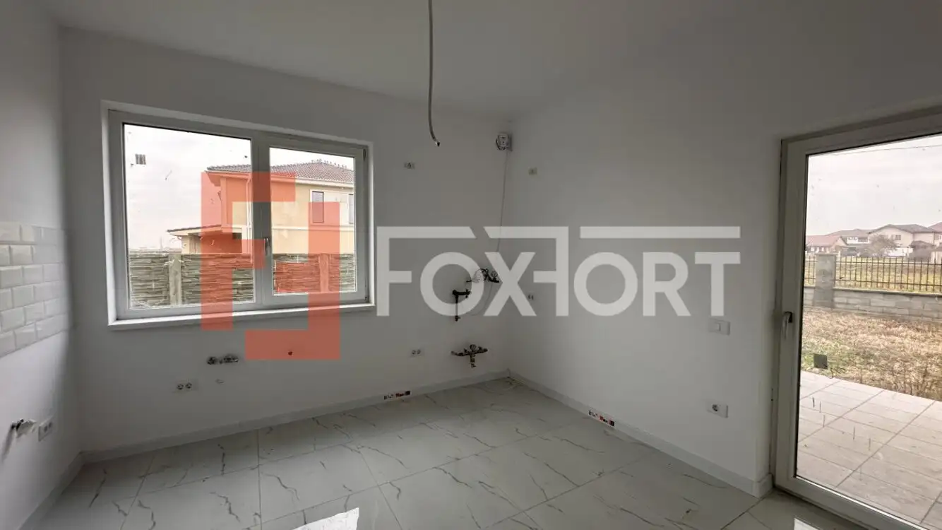 Duplex 4 camere, 110 mp, si teren de 330 mp in Giroc