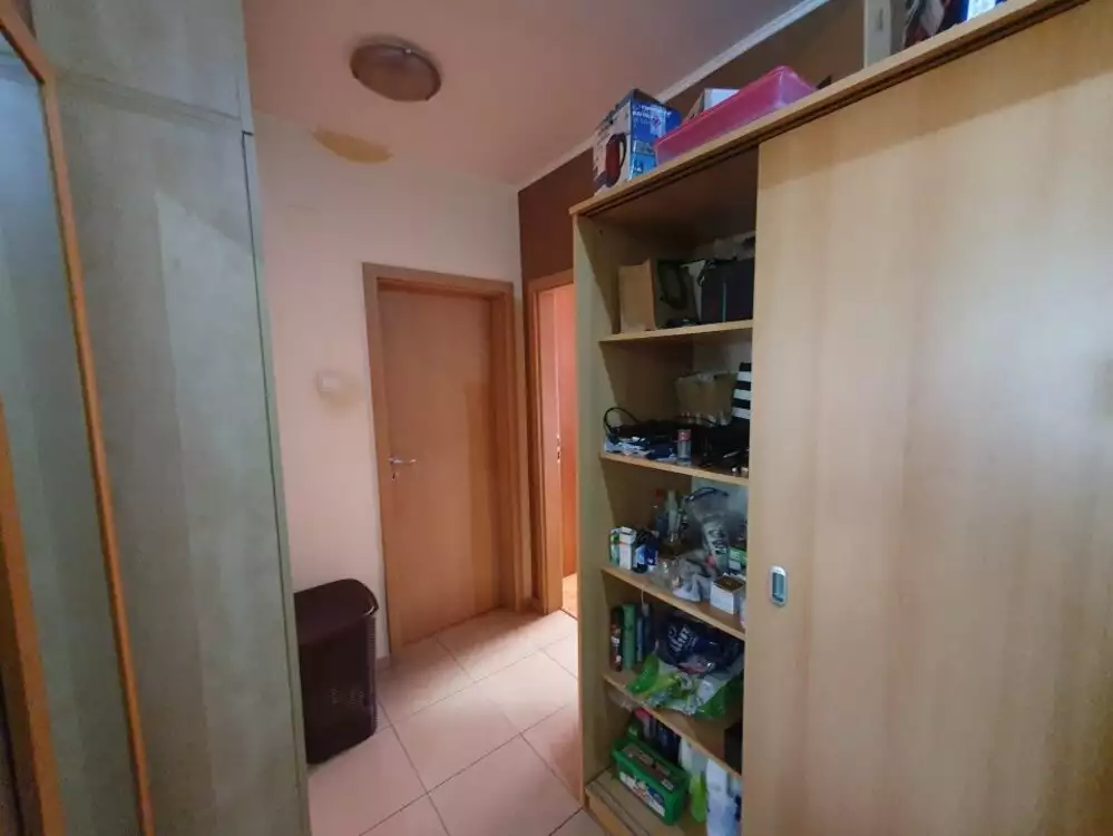 Apartament 2 camere 64 mp utili, bloc cu lift, zona Steaua - ID V5670 