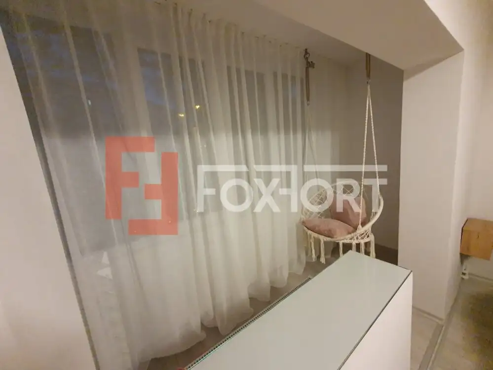 Apartament de vanzare, 3 camere, etaj 1 - Dambovita