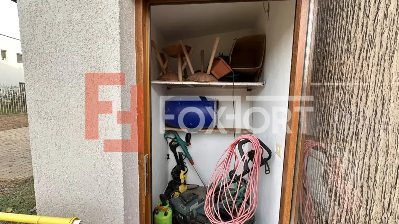 Duplex 4 camere, 2 bai, 130 mp utili, zona Mosnita Noua