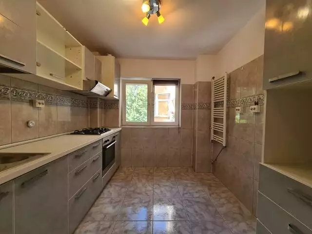 Apartament 2 Camere / De Vanzare / Titulescu - Banu Manta