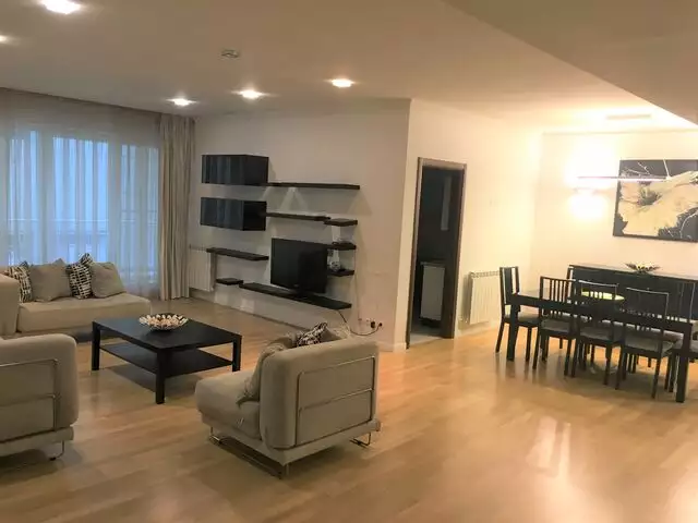 Apartament 4 camere/ ultraspatios /Sos. Nordului