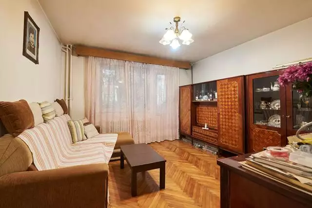 Apartament 3 camere, decomandat, parter cu balcon, Liviu Rebreanu