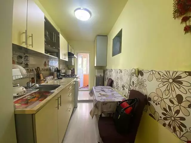 Apartament cu 2 camere decomandate, etaj 1,  zona Izlazului, Manastur