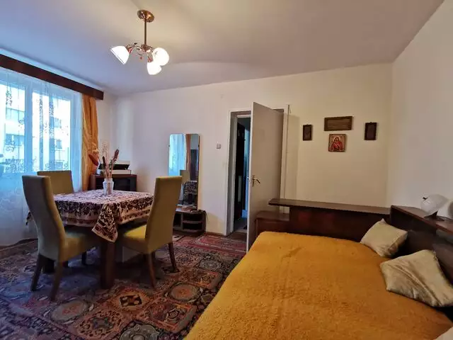 Apartament cu 2 camere, etaj 2 din 4, zona Donath Grigorescu