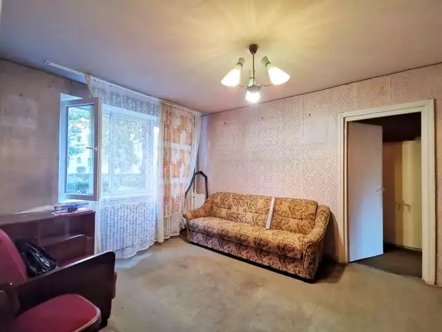 Apartament cu 3 camere, semidecomandat, cartierul Grigorescu
