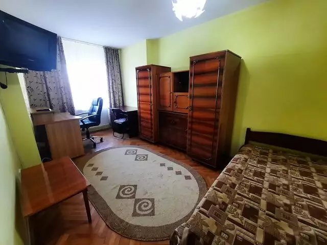 Apartament spatios cu 3 camere decomandate, zona Kaufland Marasti