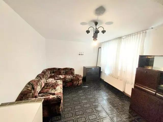 Apartament cu 3 camere decomandate, zona Kaufland Marasti