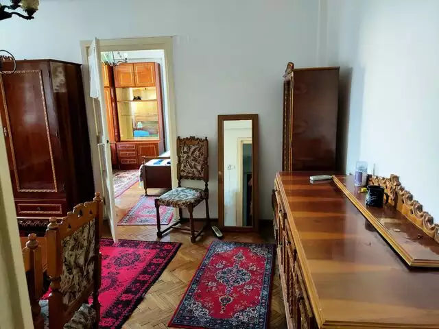 Apartament cu 2 camere, etaj 2 in Piata Mihai Viteazu