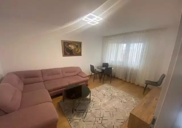 Apartament 2 camere, decomandat, Piata Cipariu