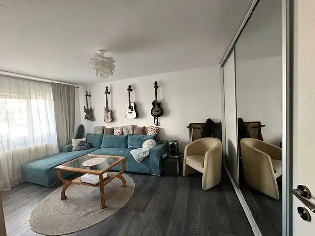Apartament 3 camere decomandate 64 mp - Marasti