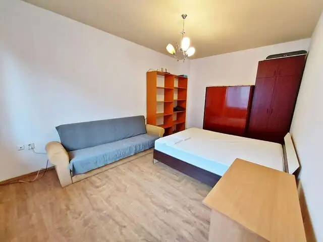 Apartament 1 camere, parcare, gradina, zona Centrala - Strada Traian