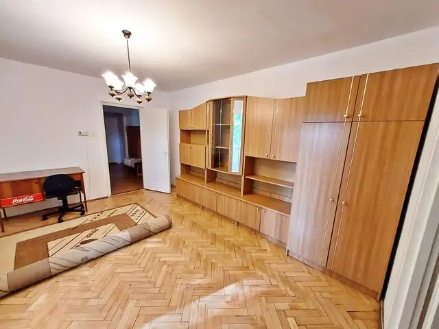 Apartament 2 camere, boxa, etaj intermediar, Gheorgheni, zona Hermes