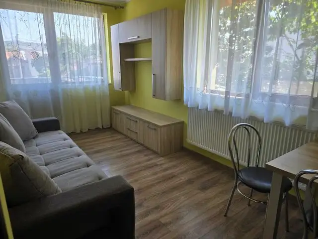 Apartament 2 camere, zona strazii Luncii