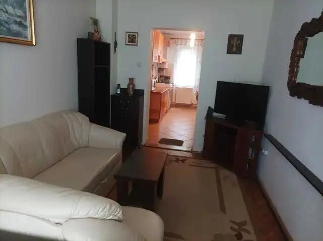 Apartament 3 camere, loc parcare, Zona Gheorgheni, Strada Baita