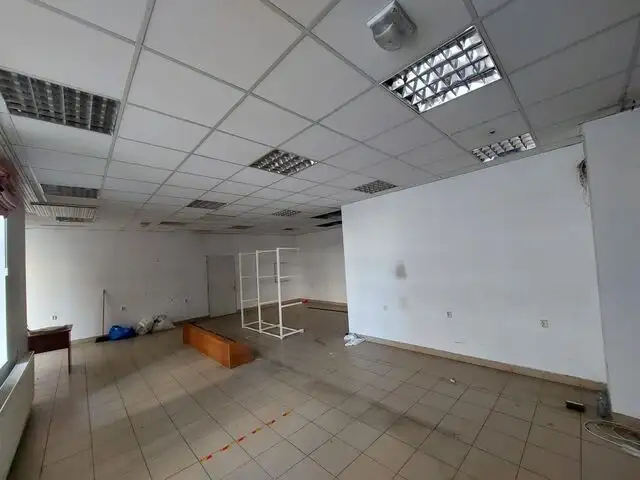 Spatiu comercial de inchiriat, Piata Marasti