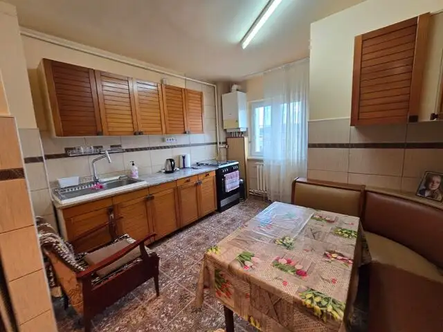 Apartament 2 camere decomandate, cartier Marasti, Zona Piata Marasti