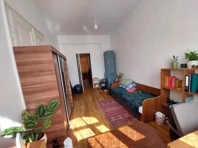 Proprietate formata din 3 apartamente, 160mp utili, etaj 1, zona Horea