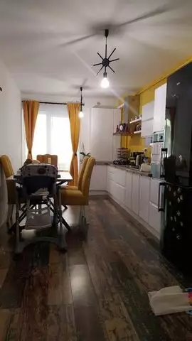 Apartament cu 3 camere in Zorilor, zona OMV