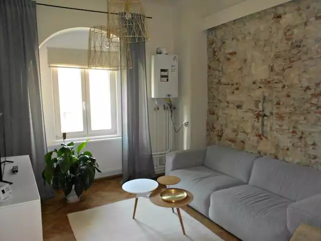 Apartament 3 camere, finisat modern, zona Platinia Center