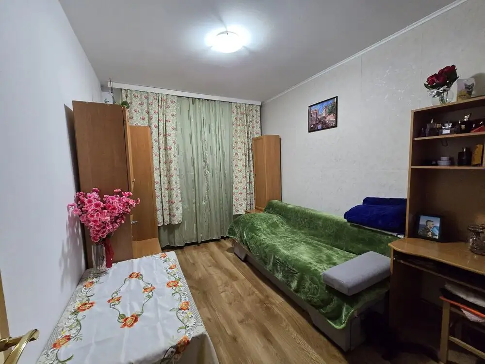 Apartament 2 camere,  mobilate si utilater, zona Dambul Rotund