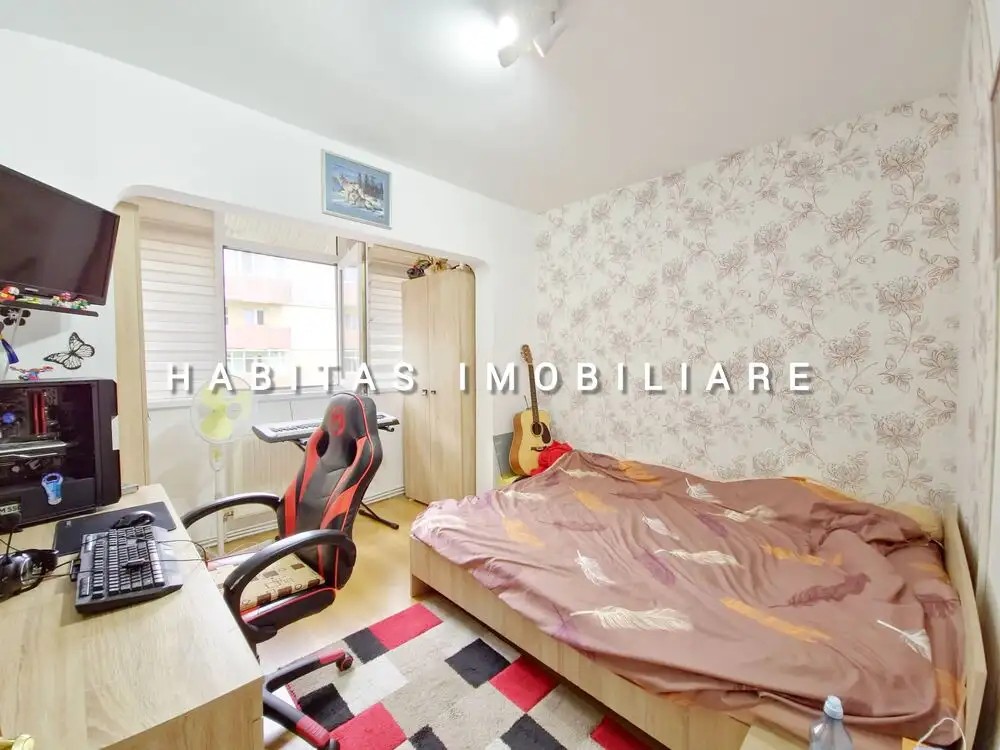 Apartament cu 4 camere, etaj 2 din 3, mobilat si utilat, Zorilor