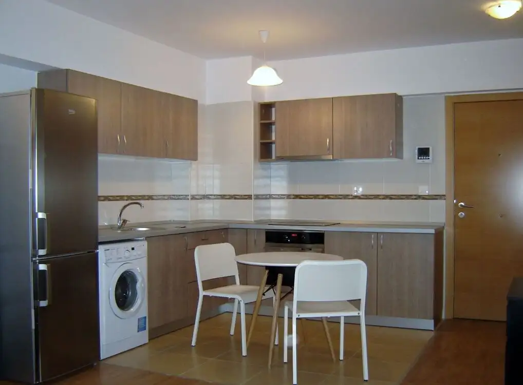 Apartament 2 camere, loc de parcare, etajul 3,  Viva City -Iulius Mall