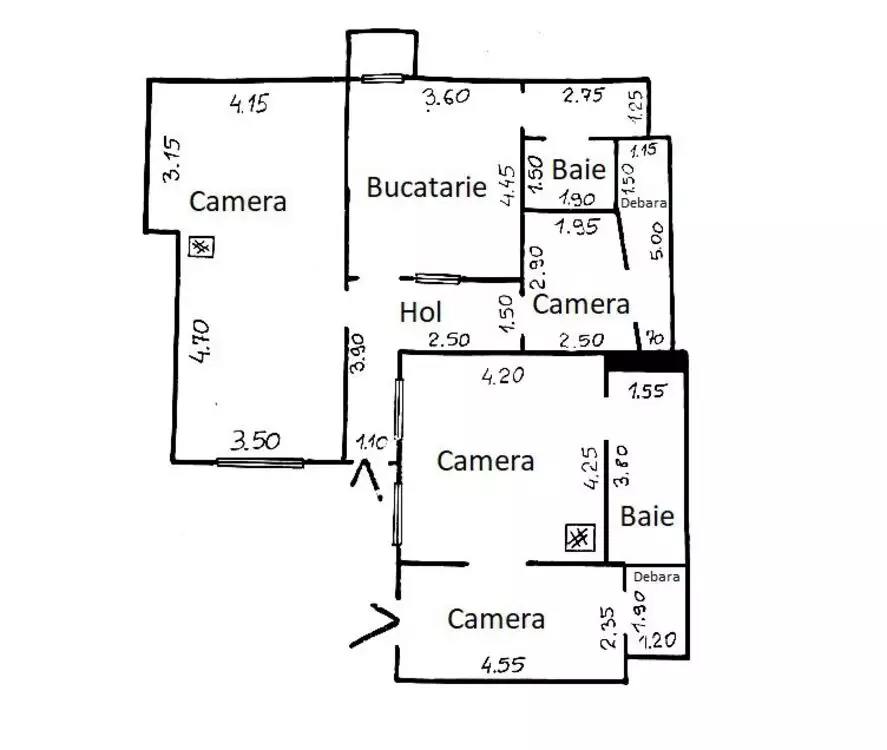 Apartament 4 camere, curte comuna, cu garaj, in zona semicentrala