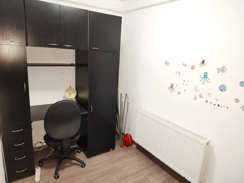 Apartament 3 camere decomandate, et.3/5, str. Oasului