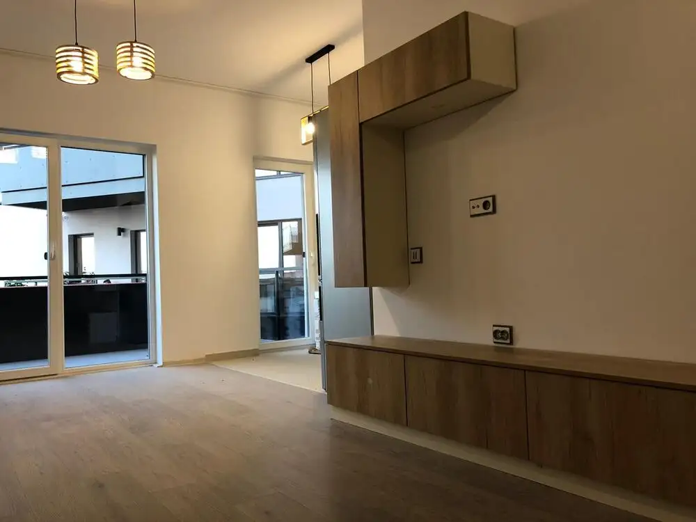 Apartament 2 camere, zona strazii Fabricii de zahar, cu parcare