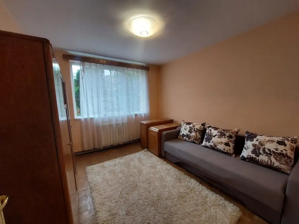 Apartament 3 camere, decomandat, etaj 1, Eremia Grigorescu