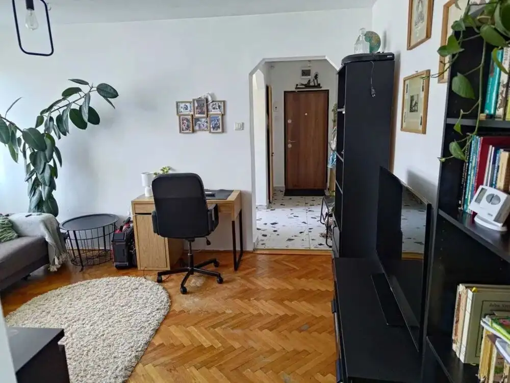 Apartament 3 camere, finisaje bune, etaj intermediar, Grigorescu