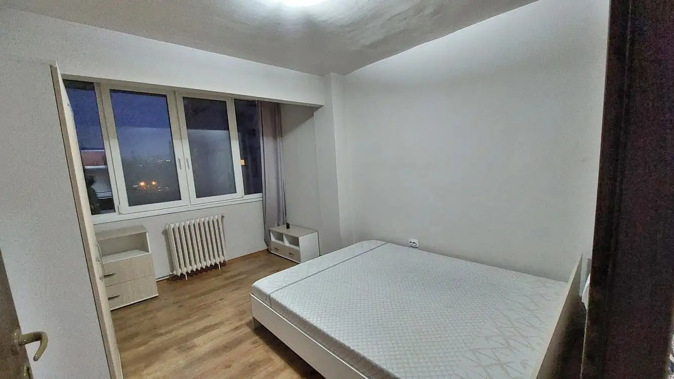 Apartament 3 camere, decomandat, etaj intermediar, Grigorescu