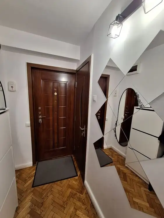 Apartament 3 camere, decomandat, in Zorilor, Zona Bisericii Meteor