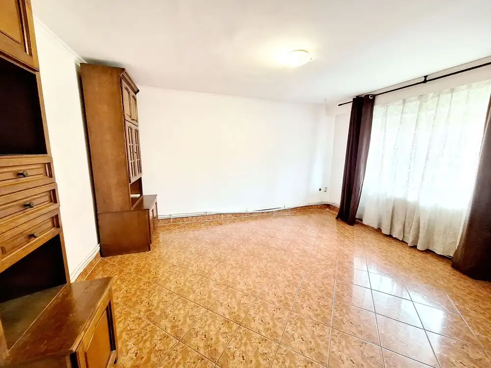 Apartament 3 camere, parter, 66 mp, zona Mehedinti / Manastur