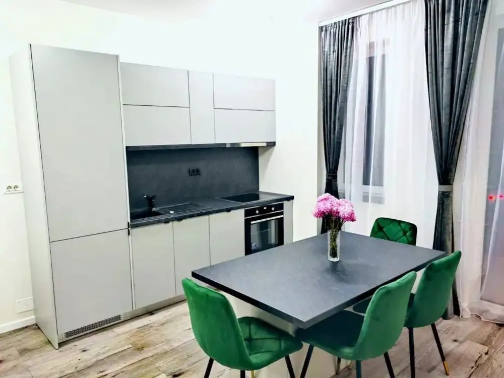 Apartament 2 camere, 52 mp, parcare - Zona Razoare - Floresti