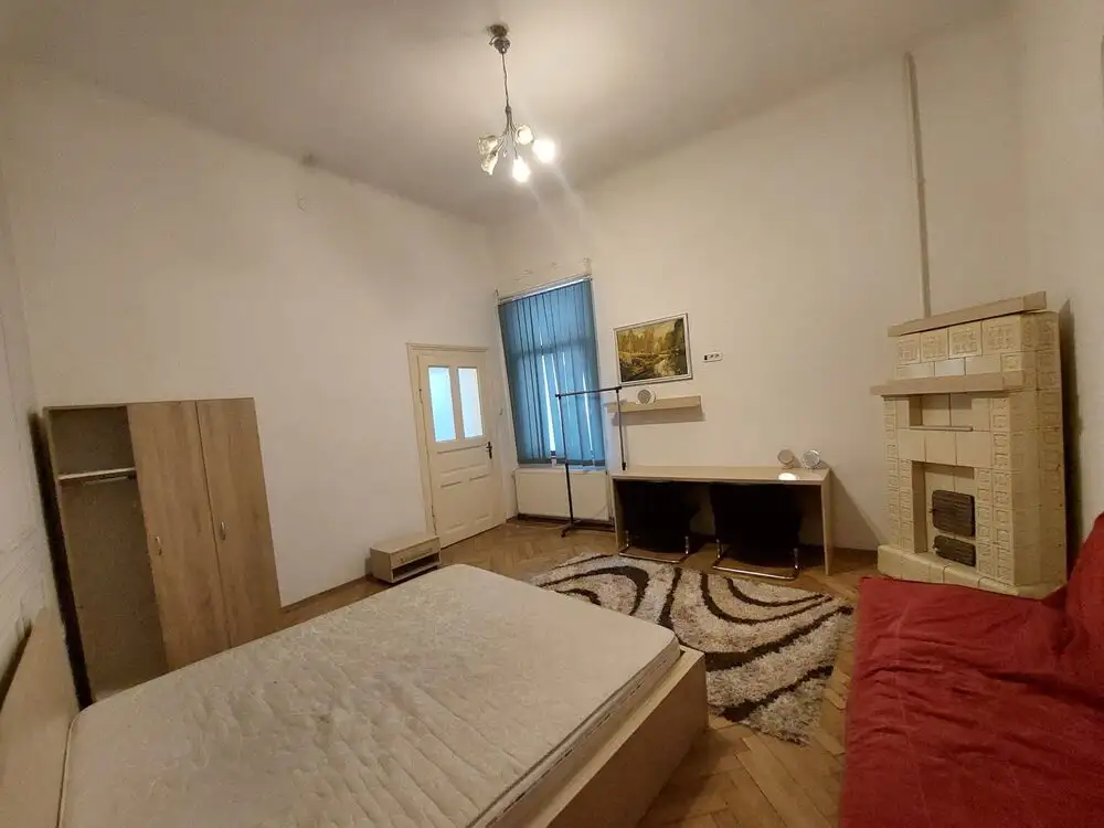 Proprietate formata din 3 apartamente, 160mp utili, etaj 1, zona Horea