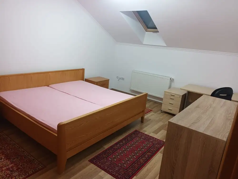 Apartament o camera, cu parcare, in Cartierul Borhanci, zona TCI