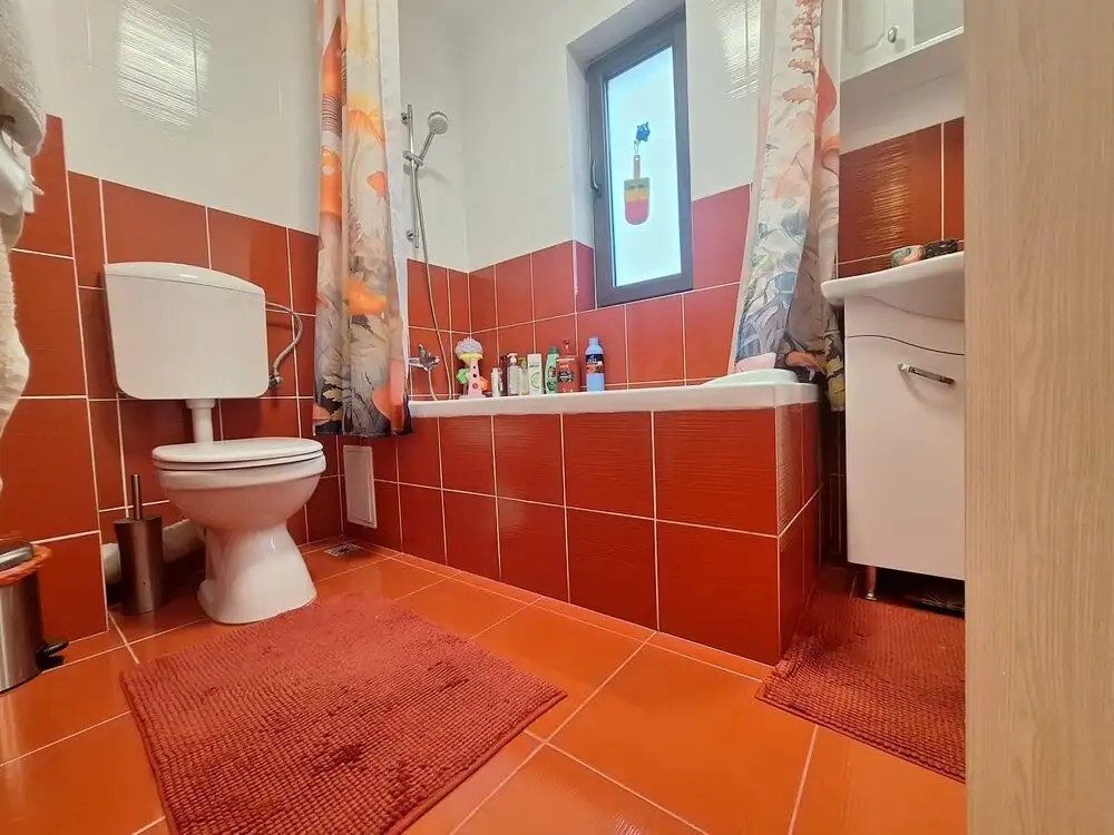 Apartament 3 camere, decomandat, 2 locuri de parcare, Zorilor-Europa