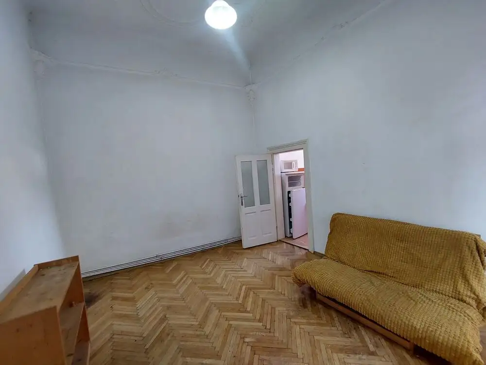 Proprietate formata din 3 apartamente, 160mp utili, etaj 1, zona Horea