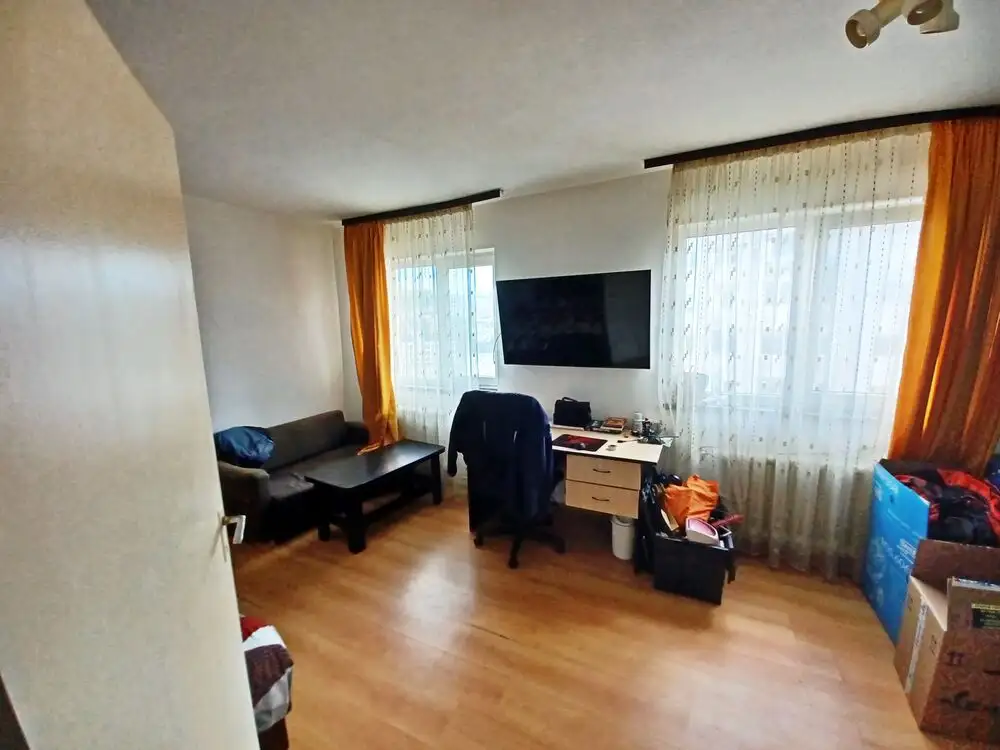 0% Comision,3 camere decomandate,balcon,orientat sud vest, Manastur