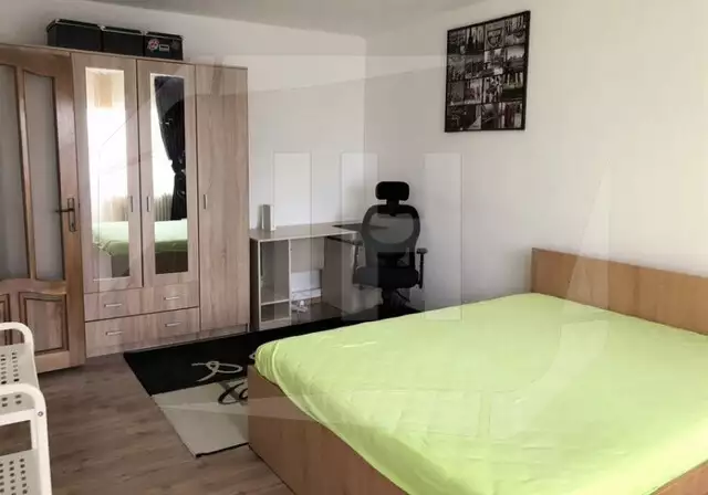 Apartament 3 camere, decomandat, AC, parcare, pet friendly, zona Aurel Vlaicu
