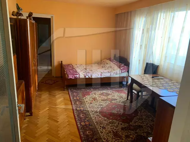 Apartament 4 camere, 2 bai, etaj 2, zona Grigore Alexandrescu