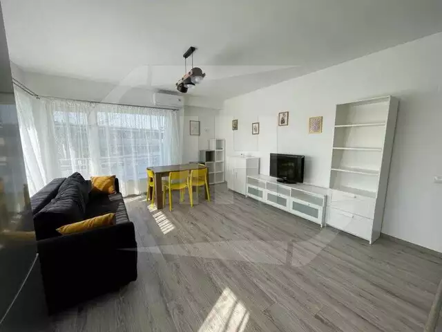 Apartament 3 camere,70 mp, AC, modern, zona Platinia