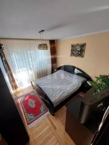 Apartament 3 camere, decomandat, 67 mp, zona Aurel Vlaicu