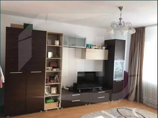Apartament 2 camere, decomandat, zona strazii Bucuresti